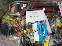 Set van 35 pakketten kleurrijke damespanty's voor carnival of andere – nieuw set van 14 carnavalsmaskers - nieuwe diverse ontwerpen set van 15 stukken: diverse kermisaccessoires - nieuw set van 7 stukken cowboy carnival accessoires - nieuw set van 35 verschillende carnavalshoeden - nieuw set van 8 halloween- of carnival horror maskers - nieuw - afbeelding 1 van  6