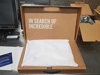 Set van 4 computerartikelen van sharp en azus - afbeelding 6 van  8