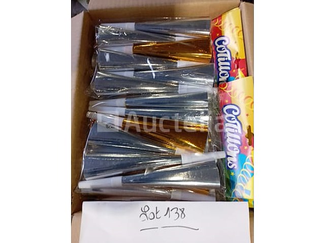 Set van 4 kinderspeelgoedzwaarden - nieuw set van 3 packs carnival speelgoed voor militair - nieuw set van 8 pakjes cowboyspeelgoed - nieuw set van 10 toy gun en andere carnaval - nieuw set van 12 trompet-party-bedankpakketten - nieuw set van 19 belgische supporterboxen - nieuw set van 28 pakjes kleine mini-trompetten - nieuw set van 27 pakketten met carnavals- en andere diverse items - nieuw set van 12 mysterieuze versieringen - nieuw set van 10 schoudervullingen voor kermiskostuums - nieuw - afbeelding 9 van  10