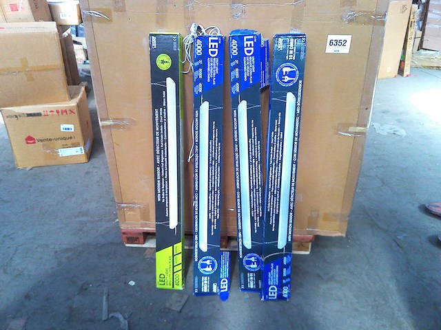 Set van 4 led-neonlichten - afbeelding 1 van  2
