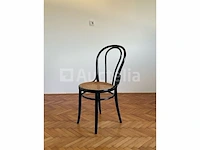 Set van 4 thonet-stoelen zwart hout - natuurlijke rotan zitting - afbeelding 2 van  7