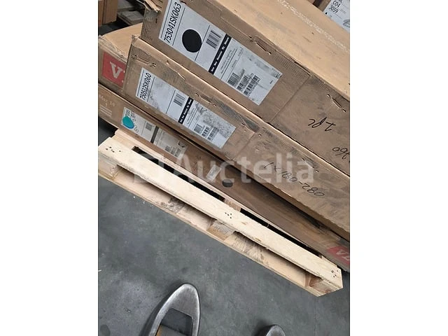 Set van 4 velux ggl/lpg sjerpen en lijsten - afbeelding 1 van  3