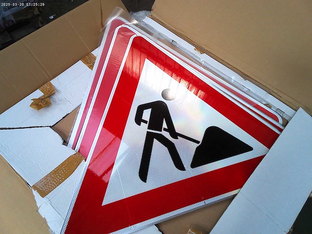 Set van 4 verkeersborden - afbeelding 1 van  2