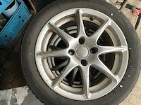 Set van 4 winterbanden firestone winterhawk 195/50 r15 op lichtmetalen velgen - afbeelding 3 van  5