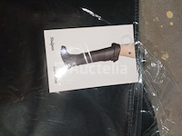 Set van 44 carnavalsfeestgeschenken - nieuw set van 20 pakketten met diverse en andere carnival-items - nieuw set van 35 stukken humor items - gloednieuw set van 15 carnavalsitems - nieuw set van 4 op pirate boots - nieuw set van 2 smurfmutsen - nieuwe set van 2 pakjes reuzenengelvleugels - nieuw set van 4 carnavalsmaskers - nieuw - afbeelding 2 van  5