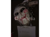 Set van 44 carnavalsfeestgeschenken - nieuw set van 20 pakketten met diverse en andere carnival-items - nieuw set van 35 stukken humor items - gloednieuw set van 15 carnavalsitems - nieuw set van 4 op pirate boots - nieuw set van 2 smurfmutsen - nieuwe set van 2 pakjes reuzenengelvleugels - nieuw set van 4 carnavalsmaskers - nieuw - afbeelding 5 van  5