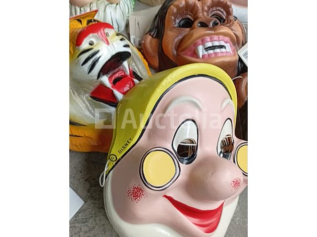 Set van 44 carnavalsmaskers in verschillende oude stijlen set van 27 old style carnivalsmaskers - nieuw - afbeelding 3 van  4