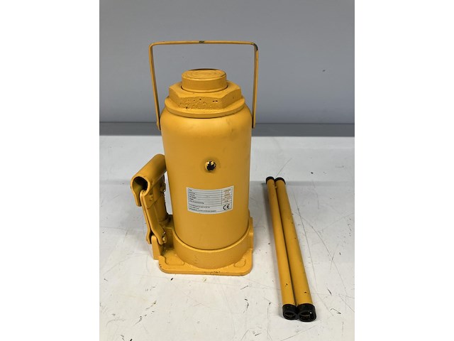 Set van 5 tapse elektriciteitspalen lengte 5,8m - afbeelding 1 van  4