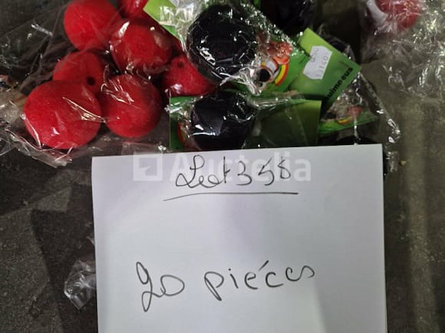 Set van 50 white clown nose - gloednieuwe batch van 6 packs clown goggle met water - nieuwe batch van 45 packs clown nose - nieuwe verschillende modellen batch 20 nose packs clown - nieuwe verschillende modellen partij van 116 clownneus - gloednieuwe partij van 12 clownneus - nieuwe partij van 12 clownneus - nieuw - afbeelding 3 van  6