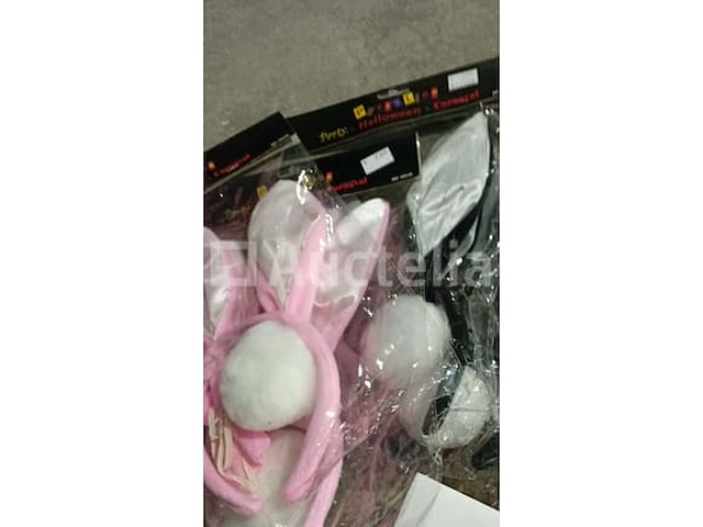 Set van 6 mickey-hoofdbanden - nieuw set van 10 pakketten, set hoofdband en kattenstaart - nieuw set van 6 sets hoofdband + boog + staart - nieuw set van 16 minnie-hoofdbanden - nieuw set van 6 roze panterhoofdband + staartset - nieuw set van 6 pakken konijnenhoofdband + pom pom pom set - nieuw set van 2 pakketten luxe konijnenhoofdband set - nieuw set van 4 pakken hoofdband + panterstaartset - nieuw - afbeelding 4 van  10