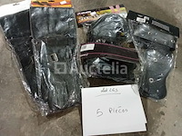 Set van 6 sets hoofdband + strik + panterstaart - nieuw set van 4 pakketten, hoofdband + strik + staart olifant - nieuw set van 5 pakken luxe kermishandschoenen - nieuwe diverse modellen set van 12 pakketten, set hoofdband + strik + staart, verschillende dieren - nieuw set van 43 pakketten carnavals- en feestdecoratie-items - nieuw set van 6 grote gigantische vergrootglas kermisitems - nieuw 1 set prachtige minnie carnival-accessoires - nieuw set van 9 verschillende dassen - nieuw - afbeelding 1 van  8