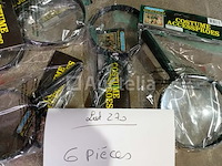 Set van 6 sets hoofdband + strik + panterstaart - nieuw set van 4 pakketten, hoofdband + strik + staart olifant - nieuw set van 5 pakken luxe kermishandschoenen - nieuwe diverse modellen set van 12 pakketten, set hoofdband + strik + staart, verschillende dieren - nieuw set van 43 pakketten carnavals- en feestdecoratie-items - nieuw set van 6 grote gigantische vergrootglas kermisitems - nieuw 1 set prachtige minnie carnival-accessoires - nieuw set van 9 verschillende dassen - nieuw - afbeelding 7 van  8