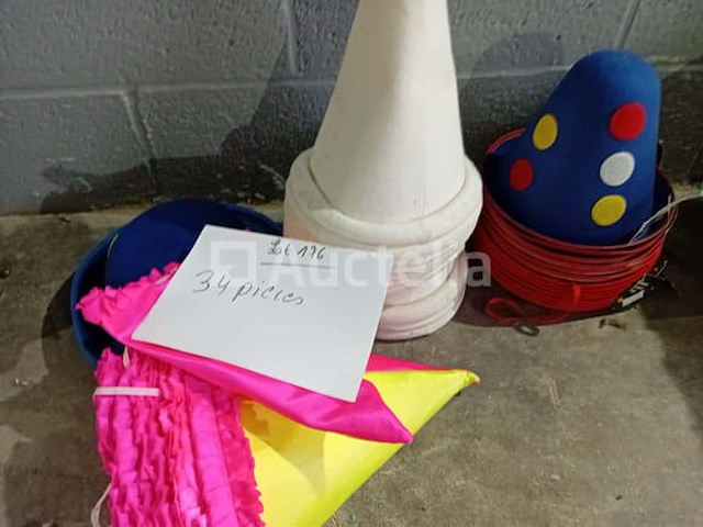 Set van 7 borsalino-hoeden - nieuw set van 3 st. patrick's day-hoeden set van 34 diverse carnavalshoeden - nieuw set van 21 diverse carnavalshoeden - nieuw set van 23 diverse carnavalshoeden - afbeelding 3 van  5