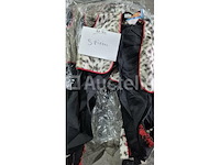 Set van 7 kostuums en carnavalsmake-up items enzovoort - nieuw set van 5 kindercarnavalskostuums diverse ontwerpen - nieuw set van 6 kindercarnavalskostuums - nieuw set van 5 kids cowboy carnival kostuums - nieuw set van 12 kostuums van carnival prisoner kids - nieuw kid's mario bross carnival kostuum - nieuw uitstekende batman masks set - nieuw set van 7 olifanten hoofdband + strik + staartsets - nieuw - afbeelding 3 van  8