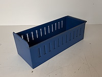 Set van 70 gebruikte metalen schafer magazijnbakken - afbeelding 2 van  5