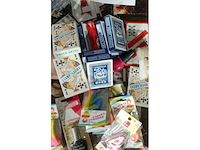 Set van 70 stukken, doe-het-zelf decoratieartikelen enzovoort - gloednieuw lot van 48 stukken met diverse decoratieve voorwerpen - nieuw grote inpakrollen - nieuw een partij van 50 sundier uitverkoopartikelen - nieuw set van 40 diverse aanbiedingsartikelen - nieuw set van 32 diverse kortingsartikelen - nieuw - afbeelding 1 van  4