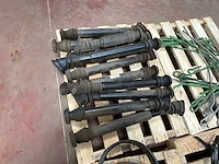 Set van 77 reserveonderdelen voor de amazone zaaimachine – buizen, trechters, balgen, flexi-vingers en tanden. diverse landbouw - afbeelding 8 van  9