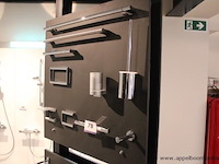 Set van badkameraccessoires - afbeelding 1 van  1