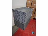 Set van bakken en dozen - afbeelding 12 van  15