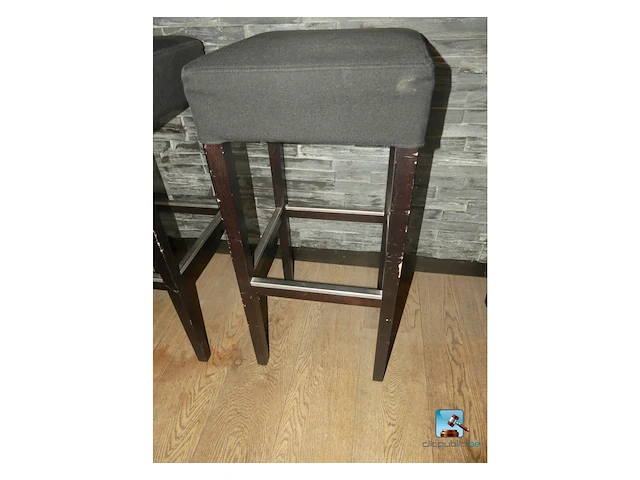 Set van barkrukken - afbeelding 4 van  6