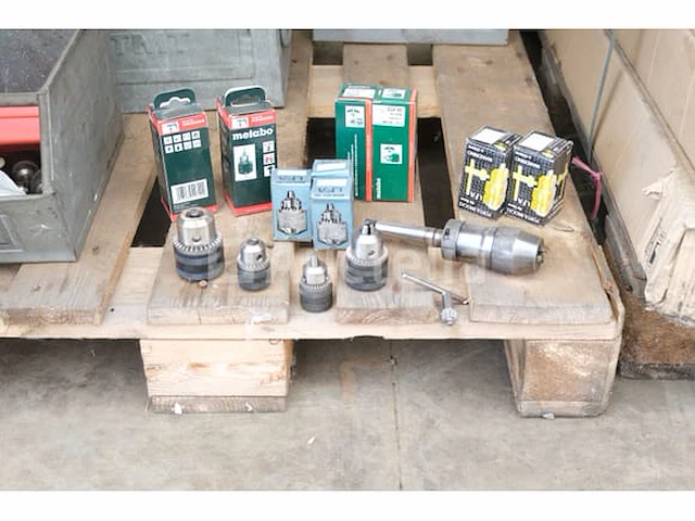 Set van boorhouders voor machine - afbeelding 1 van  11