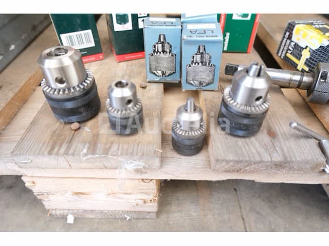 Set van boorhouders voor machine - afbeelding 6 van  11