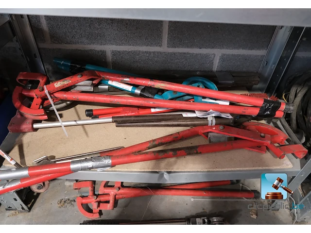 Set van buigmachines - afbeelding 2 van  6