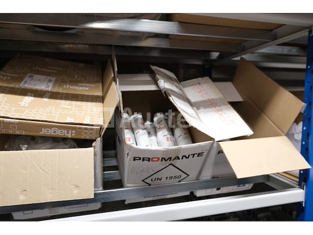 Set van diverse elektrische apparatuur (grote aantal) - afbeelding 13 van  17