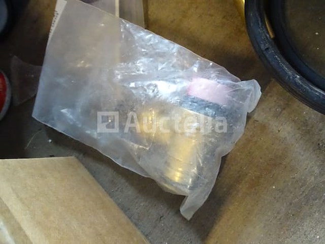 Set van diverse verwarmingsaccessoires - afbeelding 11 van  14