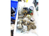 Set van diverse verwarmingsaccessoires - afbeelding 13 van  14