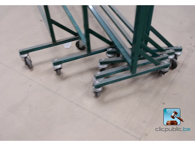 Set van dragers - afbeelding 3 van  5