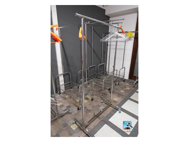 Set van dragers - afbeelding 4 van  7