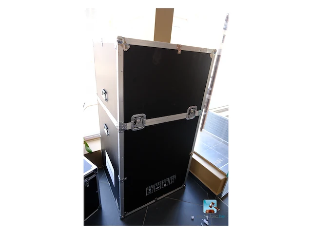 Set van flightcases - afbeelding 2 van  13
