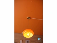 Set van gependelde armaturen