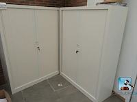 Set van gordijnkasten