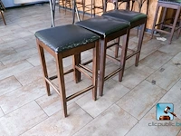 Set van hoge krukken