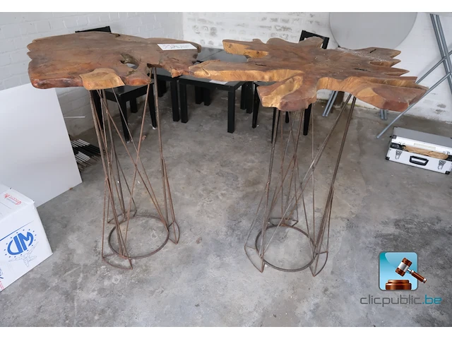 Set van hoge tafels - afbeelding 1 van  5