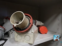 Set van kasten met inhoud - afbeelding 16 van  27