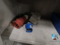 Set van kasten met inhoud - afbeelding 19 van  27