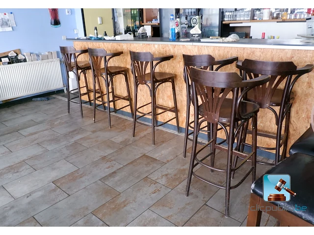 Set van kinderstoelen - afbeelding 1 van  4