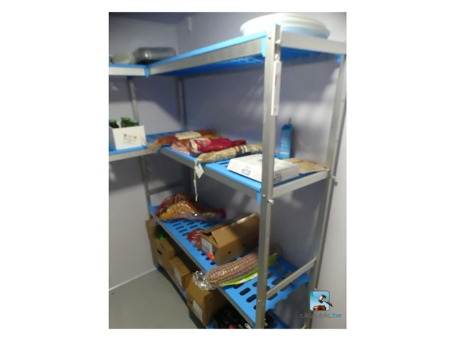 Set van koude kamerplanken - afbeelding 3 van  7