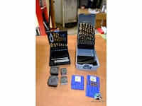 Set van lonten