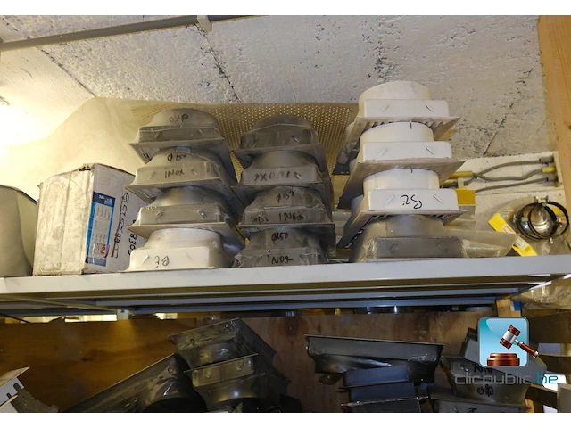 Set van roosters en ventilatiekanalen - afbeelding 7 van  12