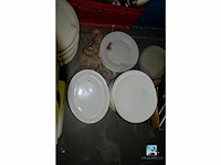 Set van servies en bestek - afbeelding 11 van  16
