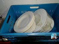 Set van servies en bestek - afbeelding 12 van  16