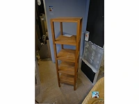 Set van stoelen en manden - afbeelding 3 van  9