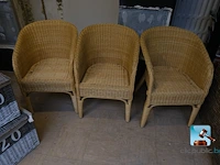Set van stoelen en manden - afbeelding 4 van  9