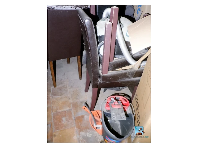Set van stoelen - afbeelding 1 van  5