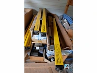 Set van veiligheidsbarrières - afbeelding 6 van  7
