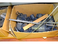 Set van verschillende buizen, leidingen en fittingen - afbeelding 9 van  27